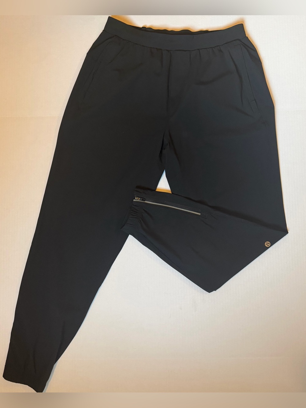 Lululemon Men's Surge Jogger Black Lightweight Running Pants Cuffed Zip Size S